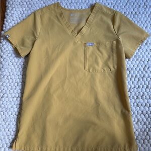 Figs Yellow Short Sleeve Tee& Pants